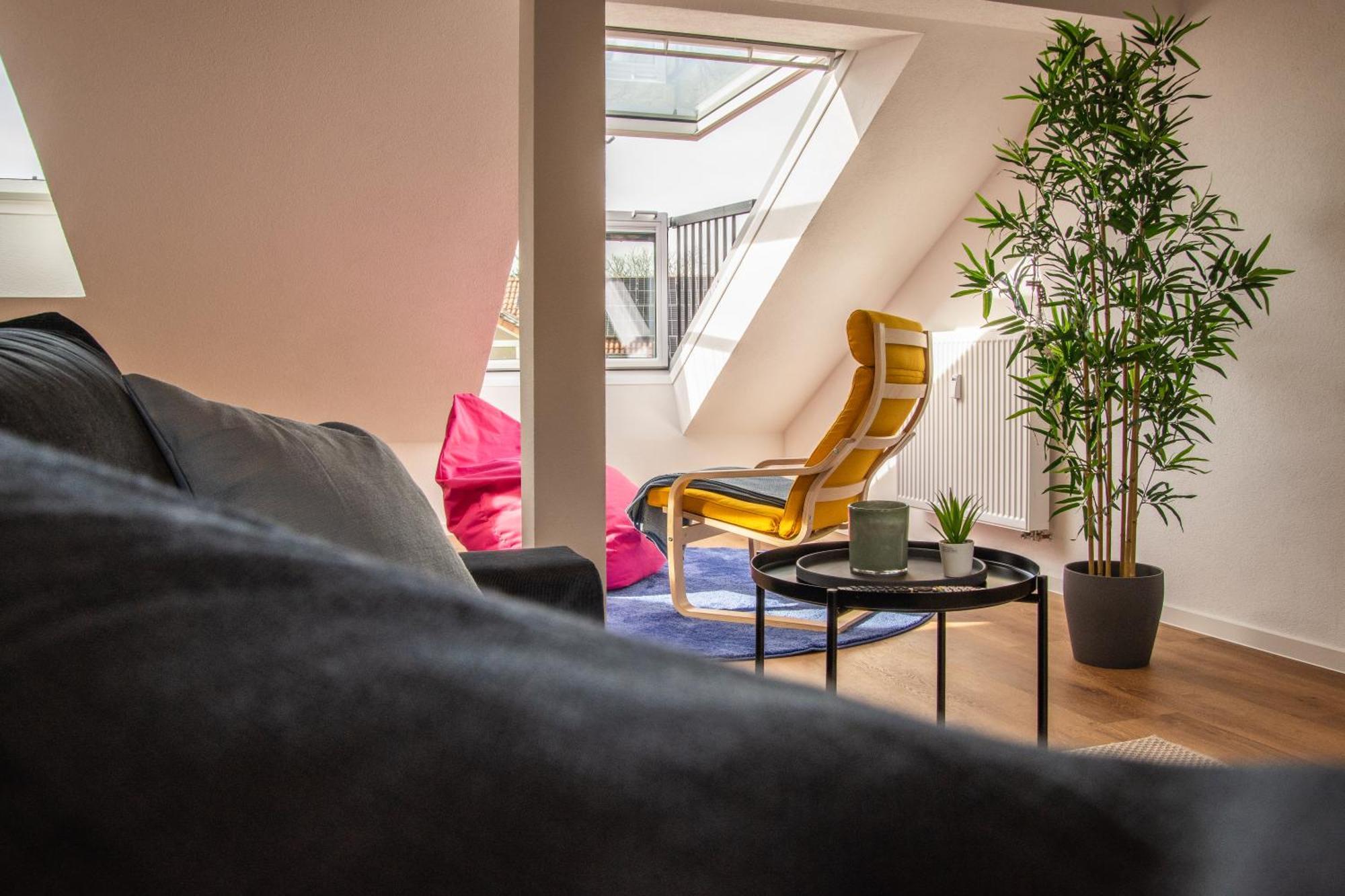 Das Raum-Wunder Mit Kueche Und Smart-Tv Karlsruhe Exterior photo
